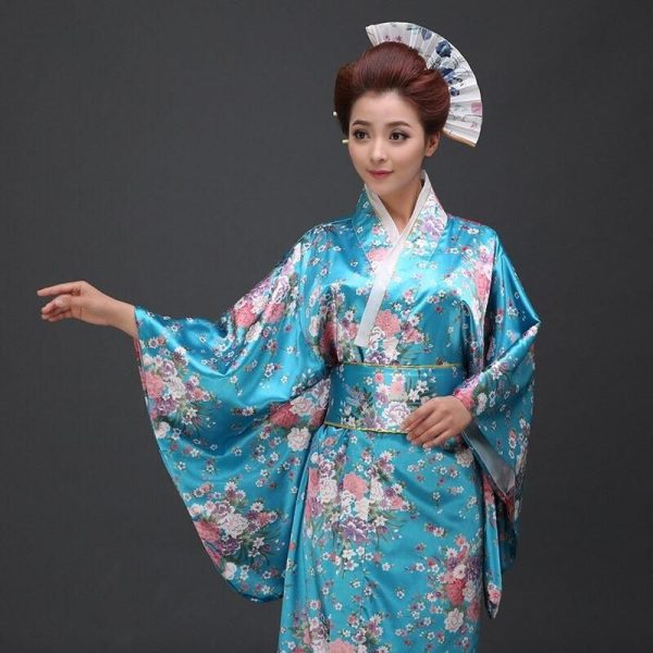 costume kimono traditionnel japonais femme