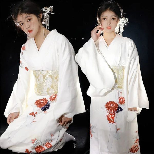 kimono blanc femme traditionnel