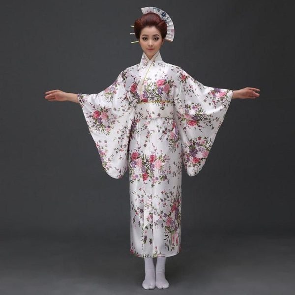 kimono femme fleurs de cerisier