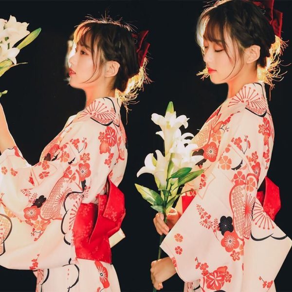 kimono fleuri motifs japonais