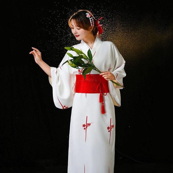 kimono japonais femme blanc